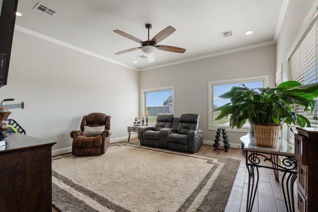 62717 E 280 Road, Grove, OK 74344