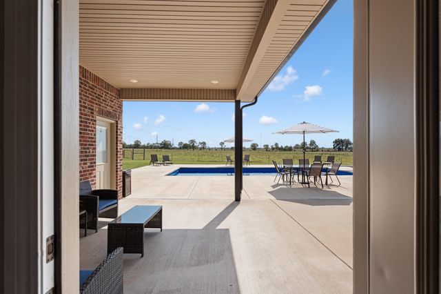 62717 E 280 Road, Grove, OK 74344