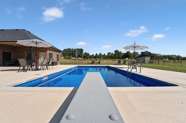 62717 E 280 Road, Grove, OK 74344