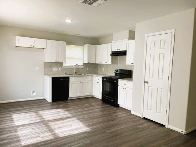 8005 Talton Street, Houston, TX 77028