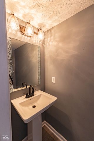 296 Watercrest Way, Avon, IN 46123
