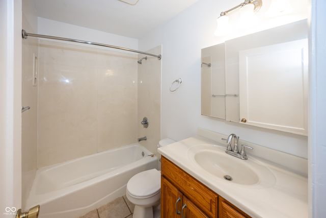 2360 Durham Drive, Indianapolis, IN 46220