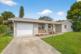 607 SE Forgal Street, Port St Lucie, FL 34983
