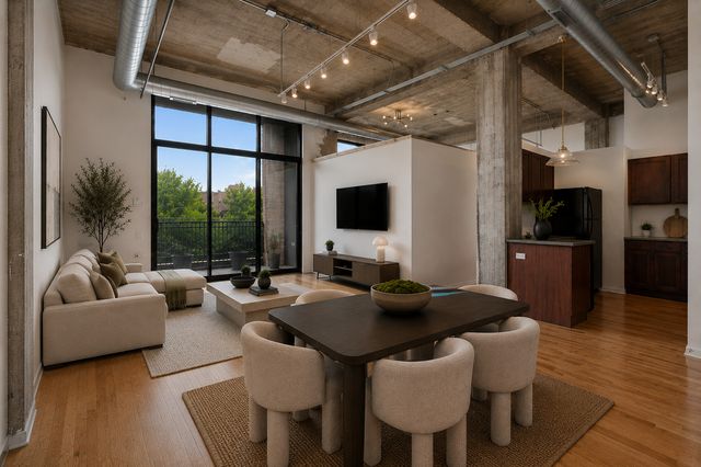 1820 N SPAULDING Avenue 208, Chicago, IL 60647