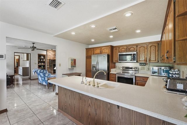 15240 SHADY LANE, Tavares, FL 32778