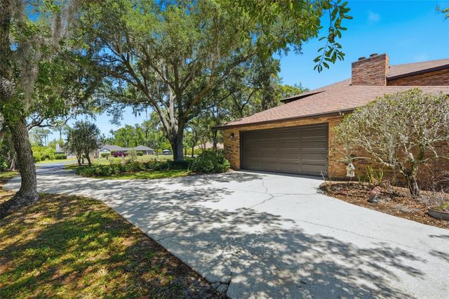 15240 SHADY LANE, Tavares, FL 32778