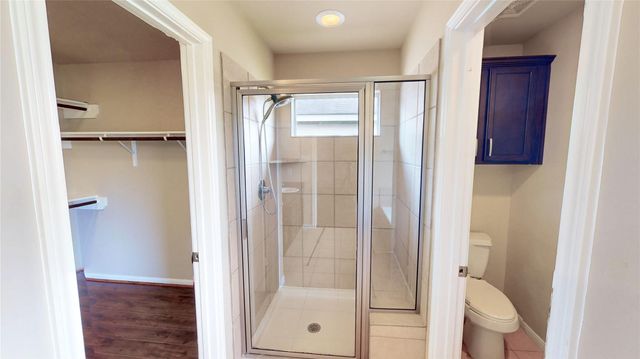 9230 Drewberry Street, Houston, TX 77080