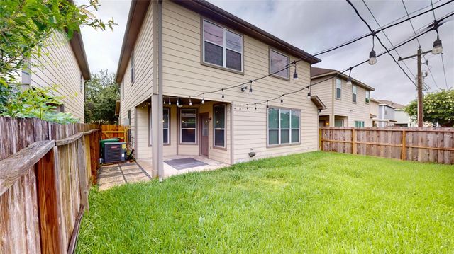 9230 Drewberry Street, Houston, TX 77080