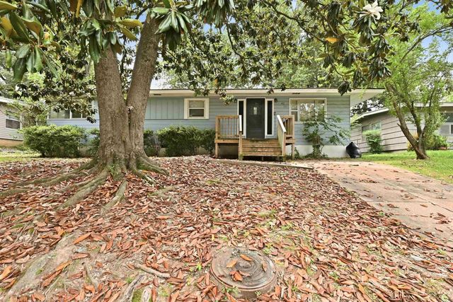 42 N Meadowcliff Drive, Little Rock, AR 72209