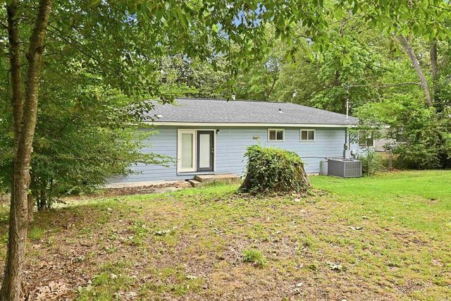 42 N Meadowcliff Drive, Little Rock, AR 72209