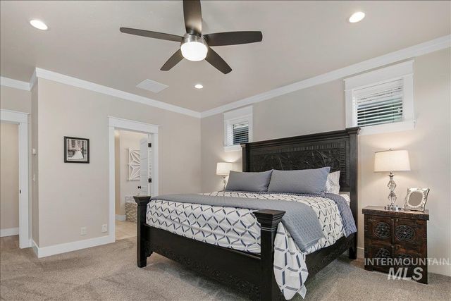 6119 N Farleigh Ave, Meridian, ID 83646