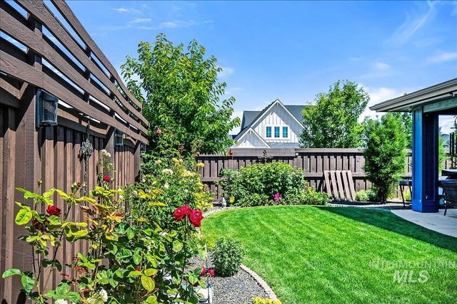 6119 N Farleigh Ave, Meridian, ID 83646