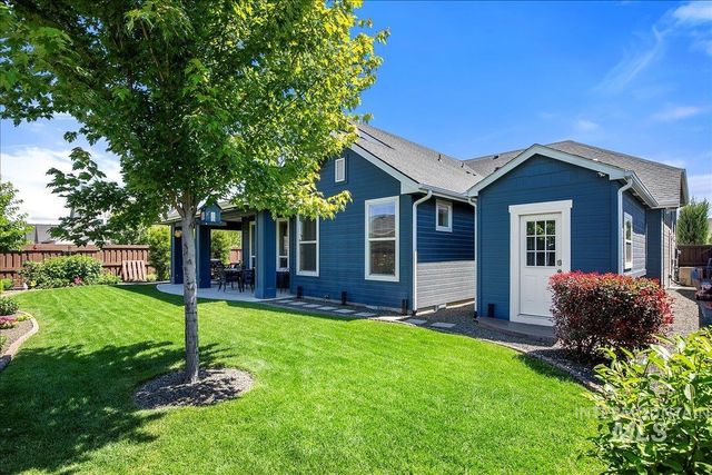6119 N Farleigh Ave, Meridian, ID 83646