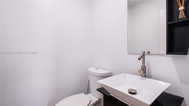 4390 W 12th Lane 18B, Hialeah, FL 33012
