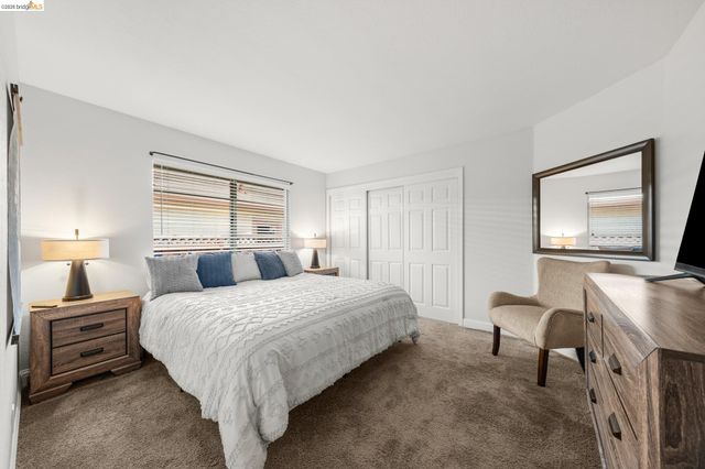 2212 Colonial Ct, Discovery Bay, CA 94505