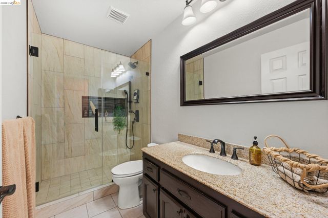 2212 Colonial Ct, Discovery Bay, CA 94505