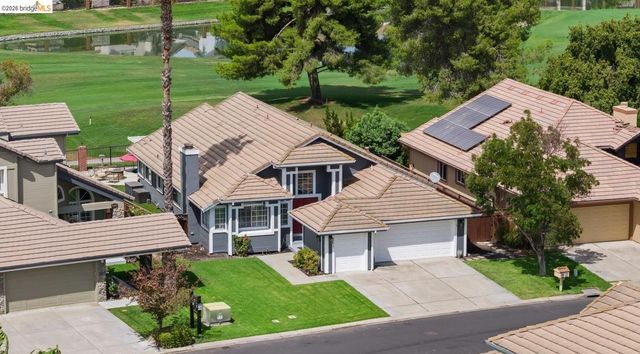 2212 Colonial Ct, Discovery Bay, CA 94505
