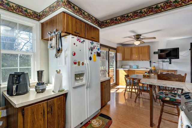 715 S Farm Road 193, Springfield, MO 65809