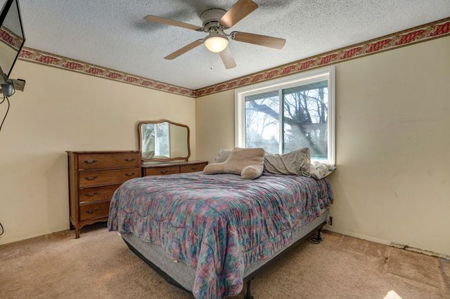 715 S Farm Road 193, Springfield, MO 65809