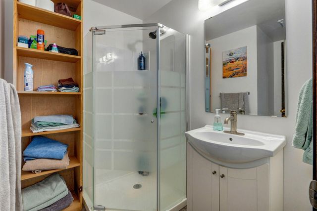 715 S Farm Road 193, Springfield, MO 65809