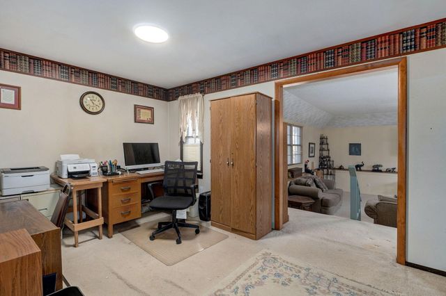 715 S Farm Road 193, Springfield, MO 65809