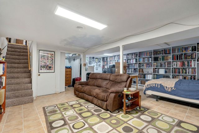 715 S Farm Road 193, Springfield, MO 65809