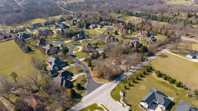 715 S Farm Road 193, Springfield, MO 65809