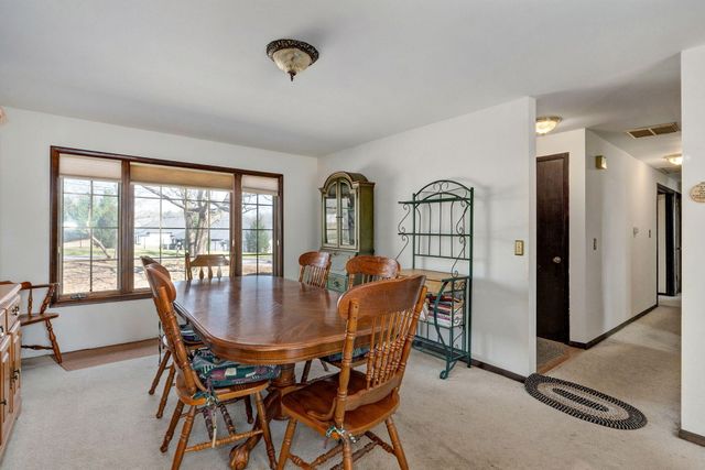 715 S Farm Road 193, Springfield, MO 65809