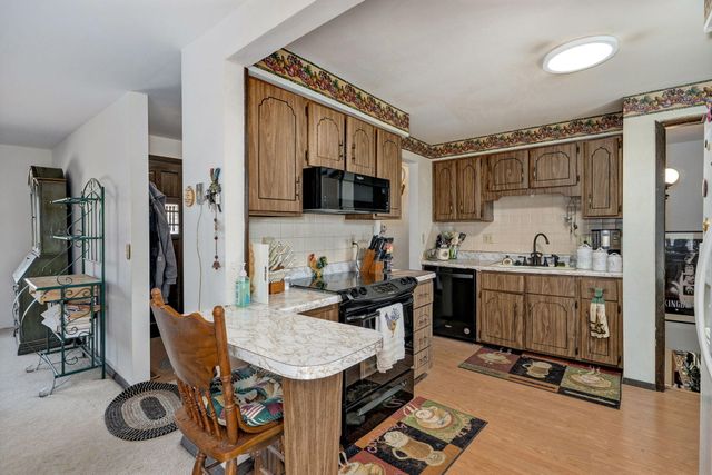 715 S Farm Road 193, Springfield, MO 65809