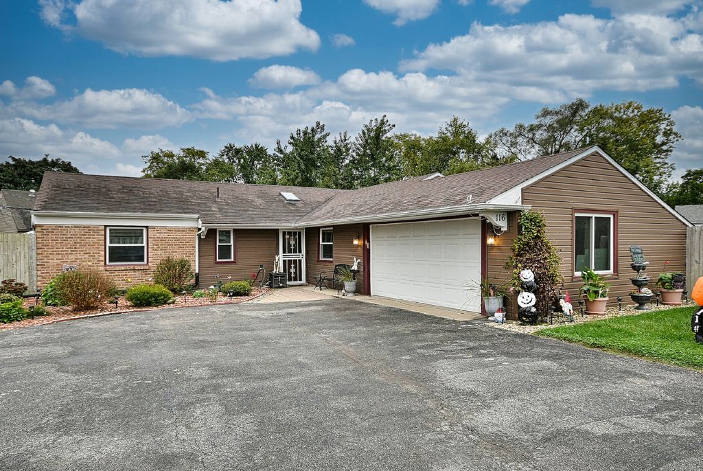 116 Stoneham Court, Bolingbrook, IL 60440 — exterior