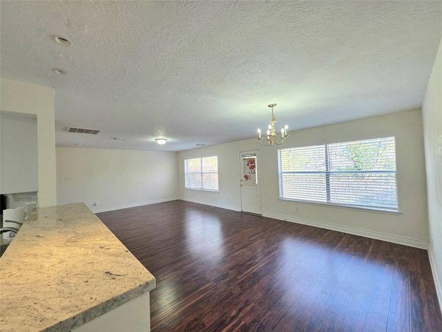 8126 Golf Green Circle, Houston, TX 77036