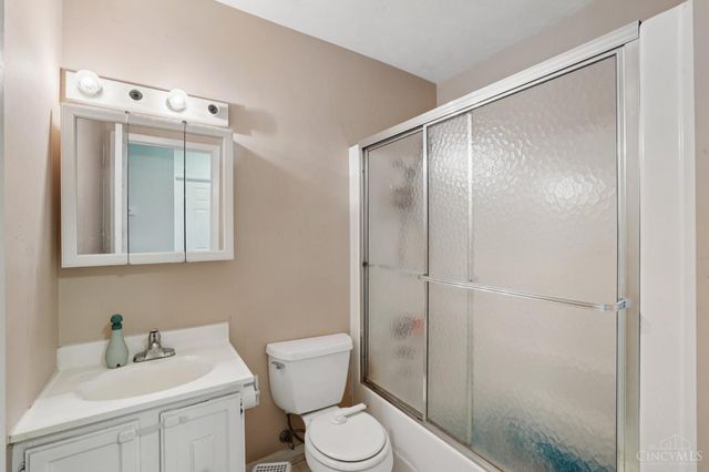 5815 Leslie Drive, Fairfield, OH 45014