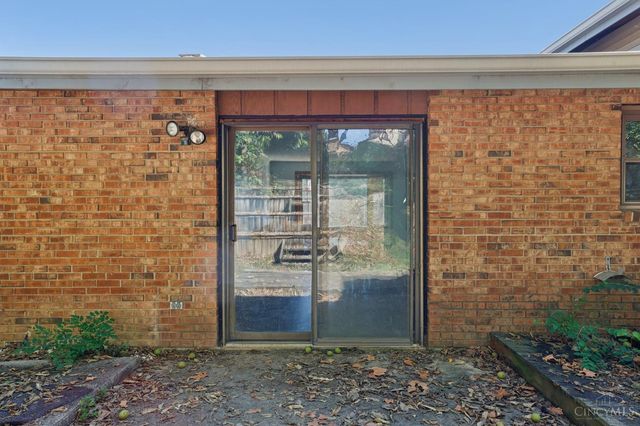 5815 Leslie Drive, Fairfield, OH 45014