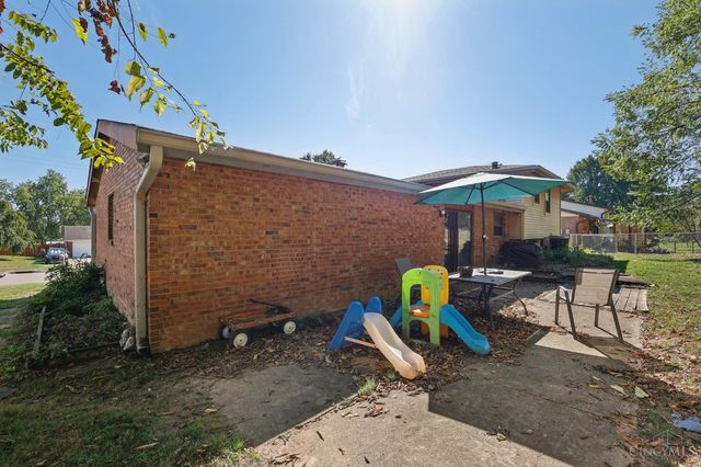 5815 Leslie Drive, Fairfield, OH 45014