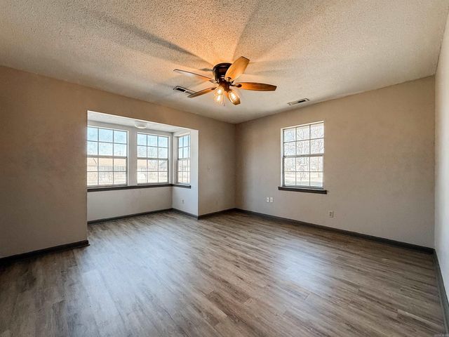 357 Barry St, Wynne, AR 72396