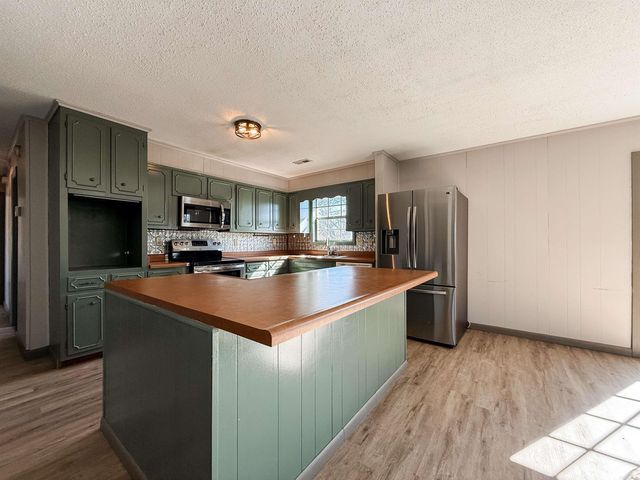 357 Barry St, Wynne, AR 72396