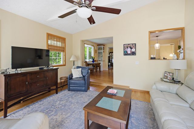 43 Matthias Street, Salem, NH 03079