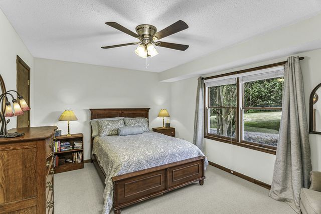 1112 Meadowbrook Trail, Hillsborough, NC 27278