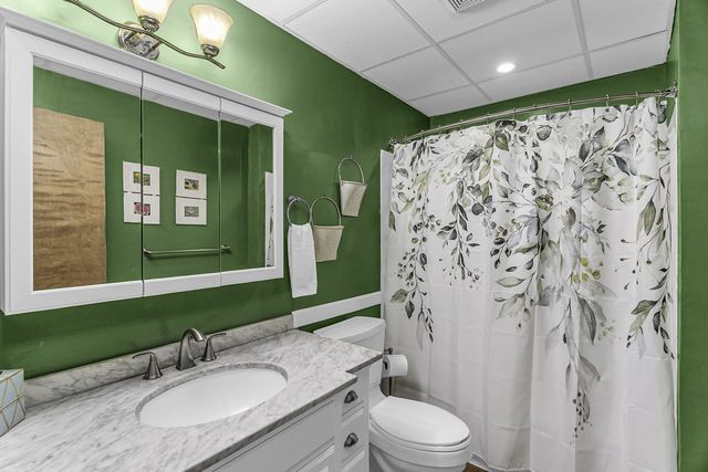 1112 Meadowbrook Trail, Hillsborough, NC 27278