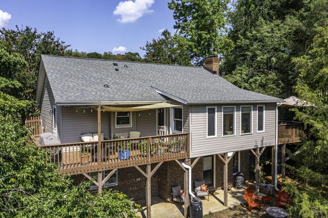 1112 Meadowbrook Trail, Hillsborough, NC 27278