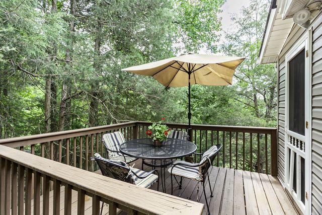 1112 Meadowbrook Trail, Hillsborough, NC 27278