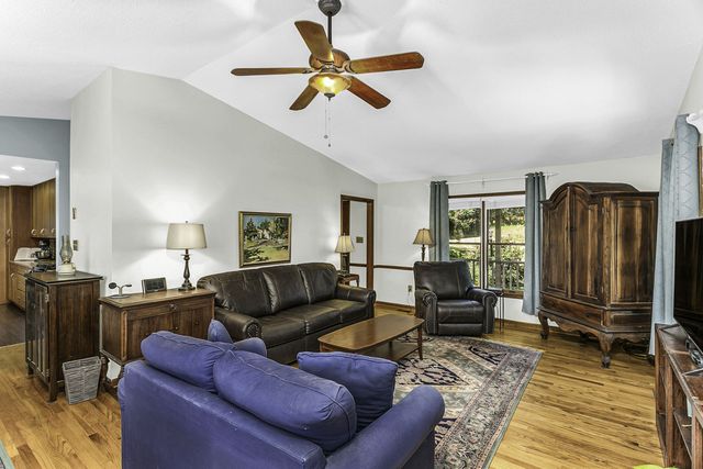1112 Meadowbrook Trail, Hillsborough, NC 27278