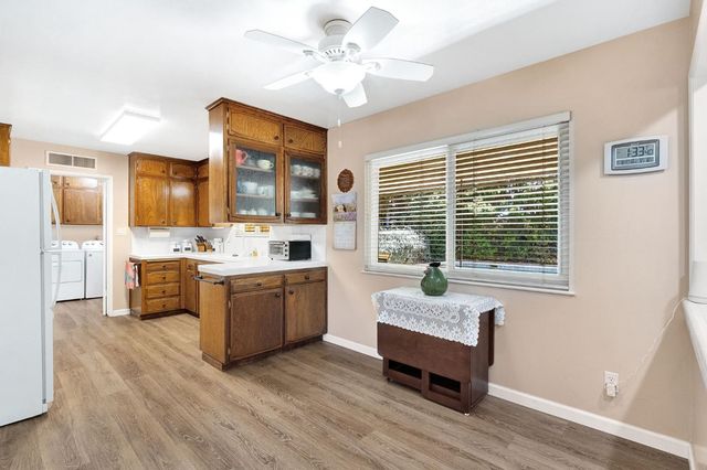 1141 E Paul Avenue, Fresno, CA 93710