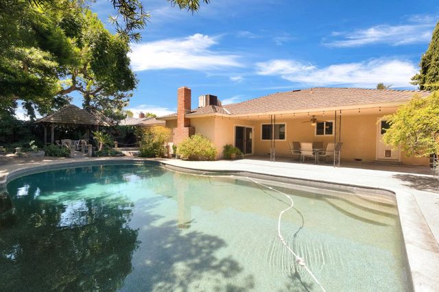 1141 E Paul Avenue, Fresno, CA 93710
