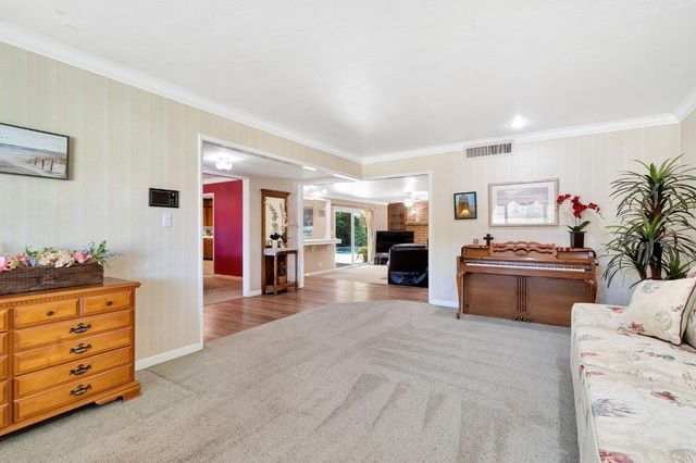 1141 E Paul Avenue, Fresno, CA 93710