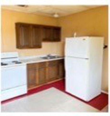2180 E Cherry Street, Paris, TX 75460