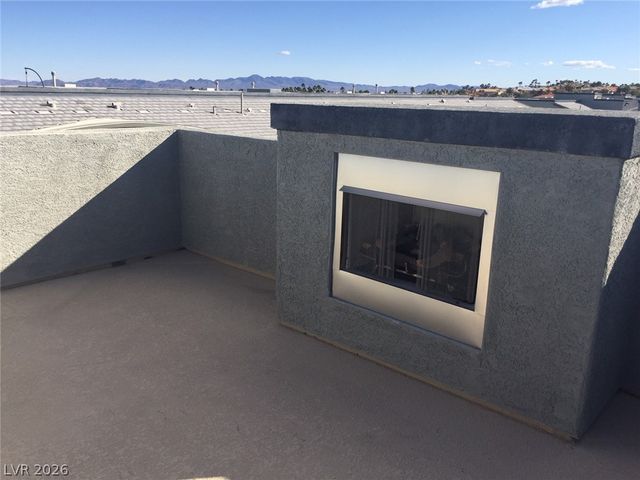 9050 West Tropicana Avenue 1077, Las Vegas, NV 89147