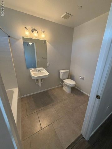 9050 West Tropicana Avenue 1077, Las Vegas, NV 89147