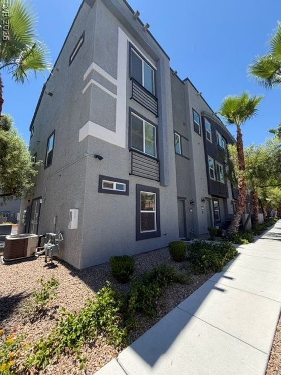 9050 West Tropicana Avenue 1077, Las Vegas, NV 89147