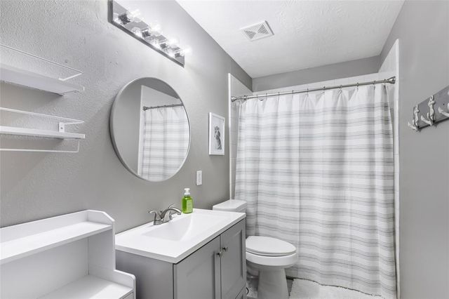 1722 Penina Drive, Crosby, TX 77532